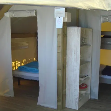 Tente Toile Et Bois, Animaux Ok - 4 Pers. - Api-1-52-2237 Kamp alanı