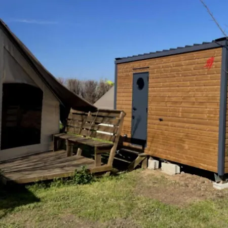 Kamp alanı Tente Toile Et Bois, Animaux Ok - 4 Pers. - Api-1-52-2237 *