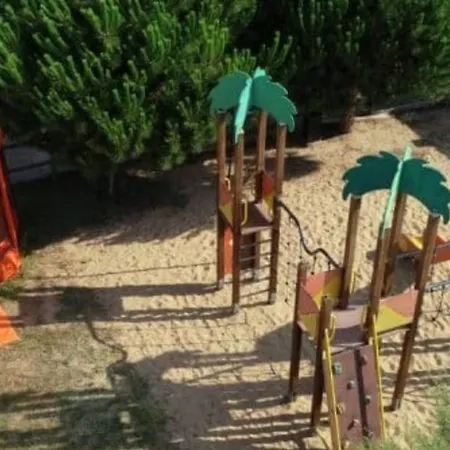 Tente Toile Et Bois, Animaux Ok - 4 Pers. - Api-1-52-2237 Kamp alanı